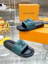 Load image into Gallery viewer, SE1430 LB Women/Men Slippers
