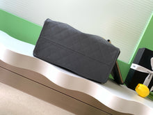 Load image into Gallery viewer, CC1199 CHANEL 25 Small/Medium Handbag / HIGHEST QUALITY VERSION]
