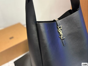 YSK398 le 5 à 7 Supple small/Large in Suede