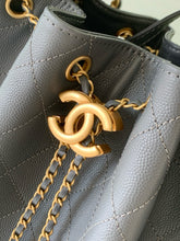 Load image into Gallery viewer, CC1199 CHANEL 25 Small/Medium Handbag / HIGHEST QUALITY VERSION]
