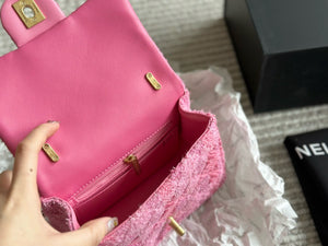 CC925 Mini Flap Bag / 4.9 × 6.6 × 2 in