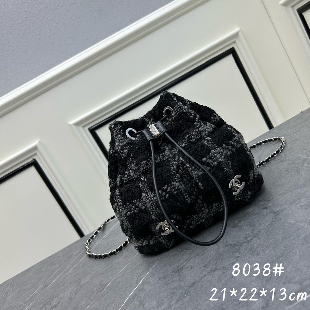 CC837 Backpack /   7.8 × 9 × 4.7 in