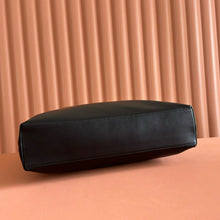 Load image into Gallery viewer, GC751 Gucci Beatrix Medium/Large Tote Bag / HIGHEST QUALITY VERSION
