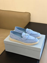 Load image into Gallery viewer, SE1158 PD Suede Leather Loafers / Size5-10

