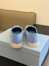 Load image into Gallery viewer, SE1158 PD Suede Leather Loafers / Size5-10

