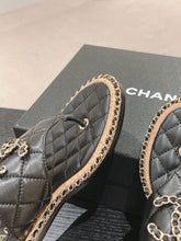 Load image into Gallery viewer, SE1349 CC Thongs / Size4-11
