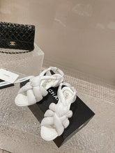 Load image into Gallery viewer, SE1155 CC Sandals / Size4-10
