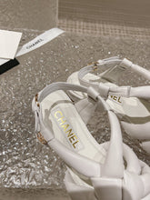 Load image into Gallery viewer, SE1155 CC Sandals / Size4-10
