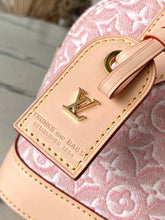 Load image into Gallery viewer, LB1522 LV Alma BB Handbag / HIGHEST QUALITY VERSION / 23.5 x 17.5 x 11.5 cm
