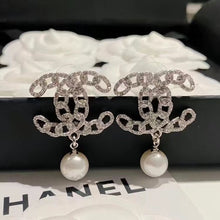 Load image into Gallery viewer, JW750 CC Earrings
