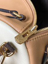 Load image into Gallery viewer, LB1523 LV Express MM / HIGHEST QUALITY VERSION / 36 x 24 x 18.5 cm
