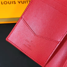 Load image into Gallery viewer, LB970 Passport Cover /  3.9 x 5.5 x 1 inches
