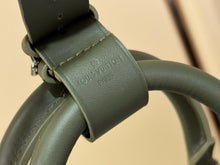 Load image into Gallery viewer, LB1524 LV Keepall Bandoulière 55 / HIGHEST QUALITY VERSION / 55 x 31 x 26 cm
