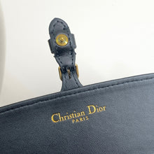 Load image into Gallery viewer, DR380 Wallet on Chain / 7.4x4.1x1.3inch
