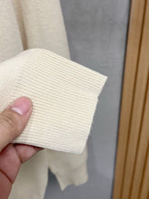 Load image into Gallery viewer, CLTH423 Gucci Wool and Cashmere Sweater / SizeXS/S/M/L

