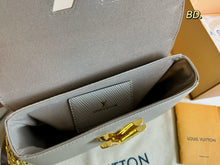 Load image into Gallery viewer, LB1320 Twist West / 9.3 x 4.7 x 2.8 inches
