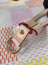 Load image into Gallery viewer, LB972 Neverfull MM / 12.2 x 11 x 5.5 inches / HIGHEST QUALITY VERSION
