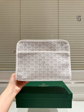 Load image into Gallery viewer, GY070 Small Pouch / 11x7.1x2.7inch
