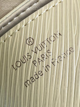 Load image into Gallery viewer, LB973 Twist West / 9.3 x 4.7 x 2.8 inches / HIGHEST QUALITY VERSION
