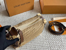 Load image into Gallery viewer, LB1322 Side Trunk MM / 9.3 x 6.3 x 3.3 inches
