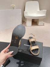 Load image into Gallery viewer, SE1350 CC Sandals / Size4-11
