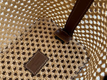 Load image into Gallery viewer, LB1323 All In BB / 6.3 x 7.1 x 4.7 inches
