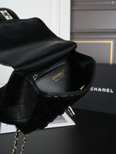 Load image into Gallery viewer, CC1673 CHANEL 24A Métiers d'Art Square Mini Flap / 20 x 13 cm

