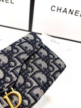 Load image into Gallery viewer, DR461 Saddle Lotus Wallet / 4 x 3.5 x 1 inches
