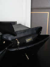 Load image into Gallery viewer, CC1676 CHANEL Maxi CF Embossed Flap Bag / 35 x 26 cm
