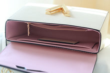 Load image into Gallery viewer, LB1173 Twist MM / 9.1 x 6.7 x 3.7 inches
