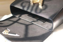 Load image into Gallery viewer, LB1174 Twist MM / 9.1 x 6.7 x 3.7 inches
