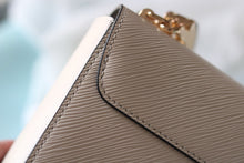 Load image into Gallery viewer, LB1176 Twist MM / 9.1 x 6.7 x 3.7 inches
