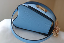 Load image into Gallery viewer, LB1177 Twist MM / 9.1 x 6.7 x 3.7 inches
