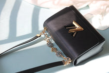 Load image into Gallery viewer, LB1179 Twist MM / 9.1 x 6.7 x 3.7 inches
