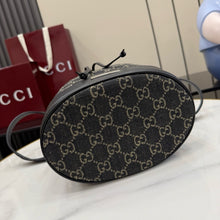 Load image into Gallery viewer, GC798 GUCCI Venice Small Bucket / HIGHEST QUALITY VERSION / 21 x 23.5 x 14 cm
