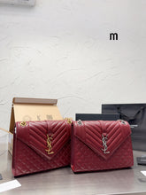 Load image into Gallery viewer, YSK251 Envelope Medium Chain Bag / 9.4 x 6.8 x 2.3 INCHES
