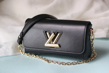 Load image into Gallery viewer, LB1160 Twist West Pochette / 7.5 x 4.1 x 2.6 inches
