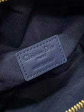 Load image into Gallery viewer, DR539 East-West Hobo Bag / 10.6x3.9x4.3inch / HIGHEST QUALITY VERSION
