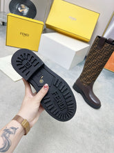 Load image into Gallery viewer, SE1496 Fendi Filo Boots / Size5-11
