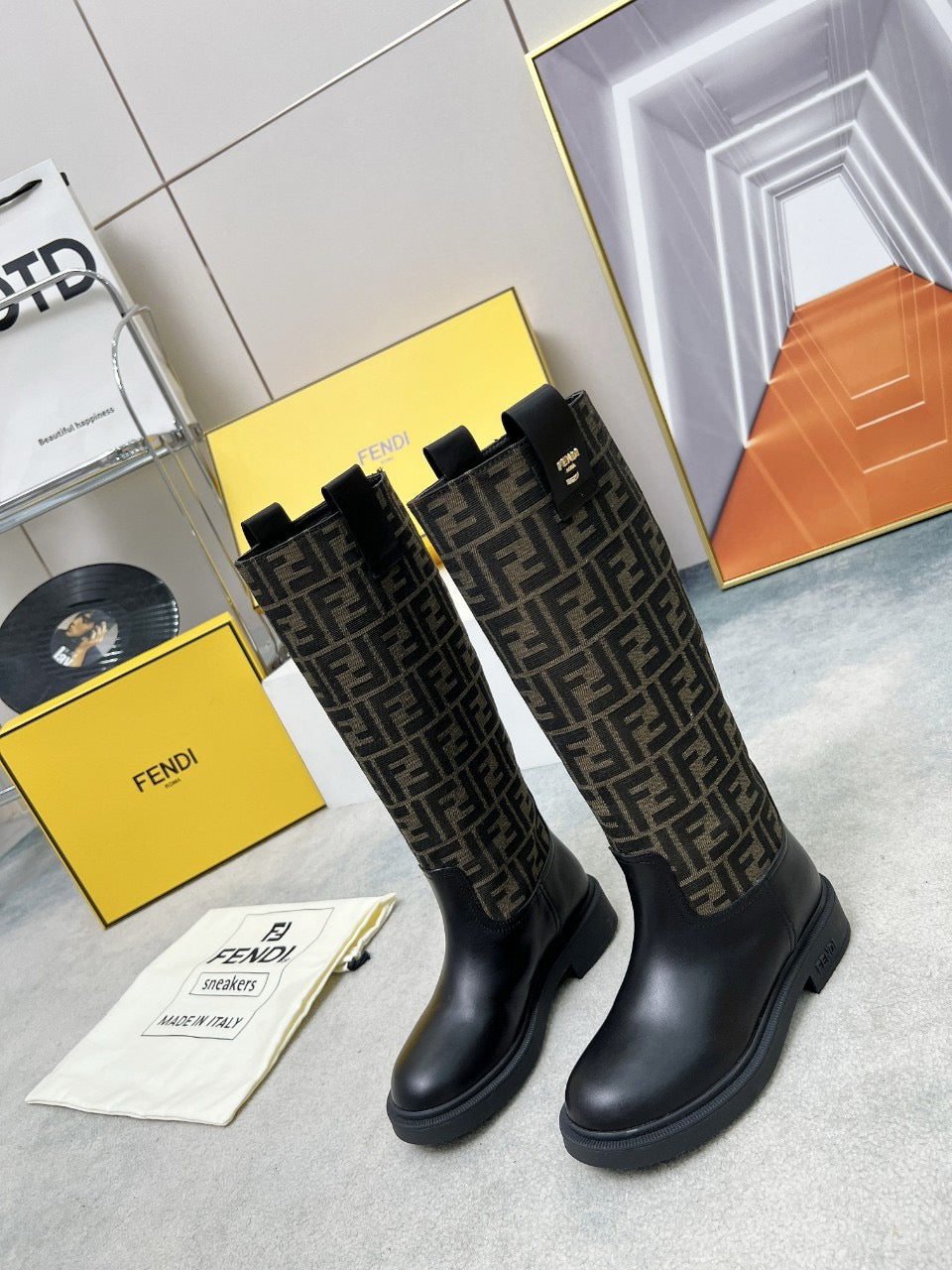SE1497 Fendi Filo Boots / Size5-11