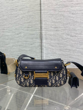 Load image into Gallery viewer, DR537 Small Streetchic Bag / 9.5x5x2inches / HIGHEST QUALITY VERSION
