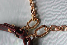 Load image into Gallery viewer, LB1161 Twist West Pochette / 7.5 x 4.1 x 2.6 inches
