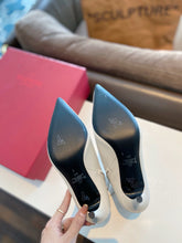 Load image into Gallery viewer, SE1498 VLOGO THE BOLD EDITION CALFSKIN ANKLE BOOT 70MM / Size5-11
