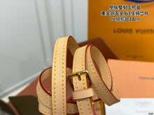 Load image into Gallery viewer, LB1528 LV Viva Cité Vintage Bag / 24 x 13 cm
