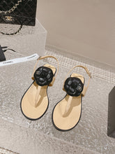 Load image into Gallery viewer, SE1159 CC Sandals / Size4-10
