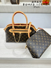 Load image into Gallery viewer, LB1529 LV Alma MM Handbag in Monogram Canvas / 35 x 21 cm
