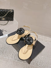 Load image into Gallery viewer, SE1159 CC Sandals / Size4-10
