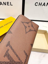 Load image into Gallery viewer, LB1532 LV Classic Monogram Long Zip Wallet / 19 x 10 cm
