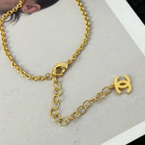 JW989 CC Earring & Necklace
