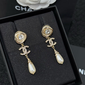 JW990 CC Earring & Necklace